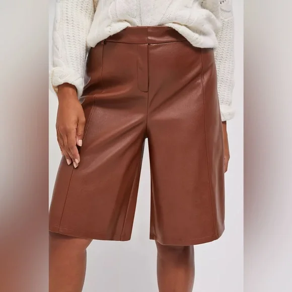 High-Waist Faux Leather Bermuda Shorts in Brown - Picture 7 of 11